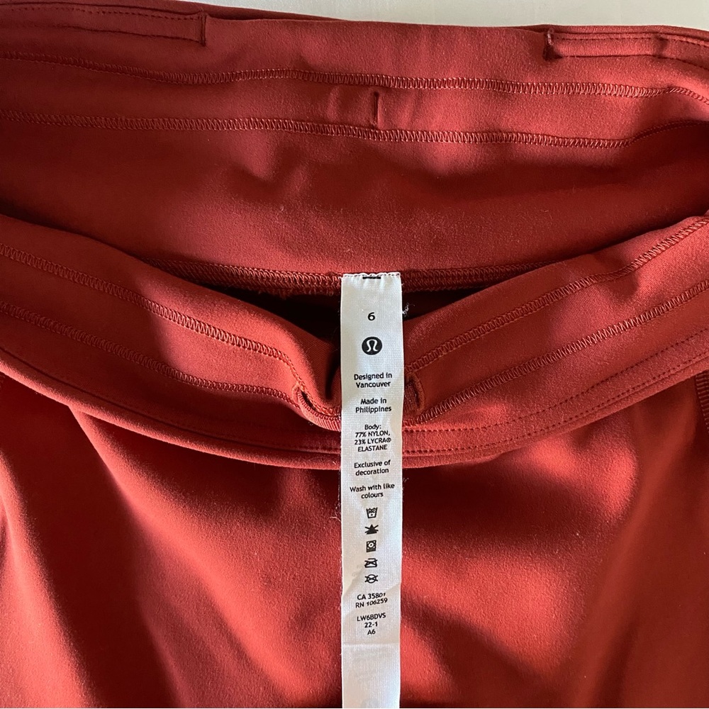 Lululemon Running Tights With Pockets - Size 6 - image 7